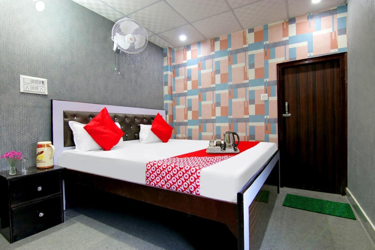 Flagship Vikal Near Gokulpuri Metro Station New Delhi