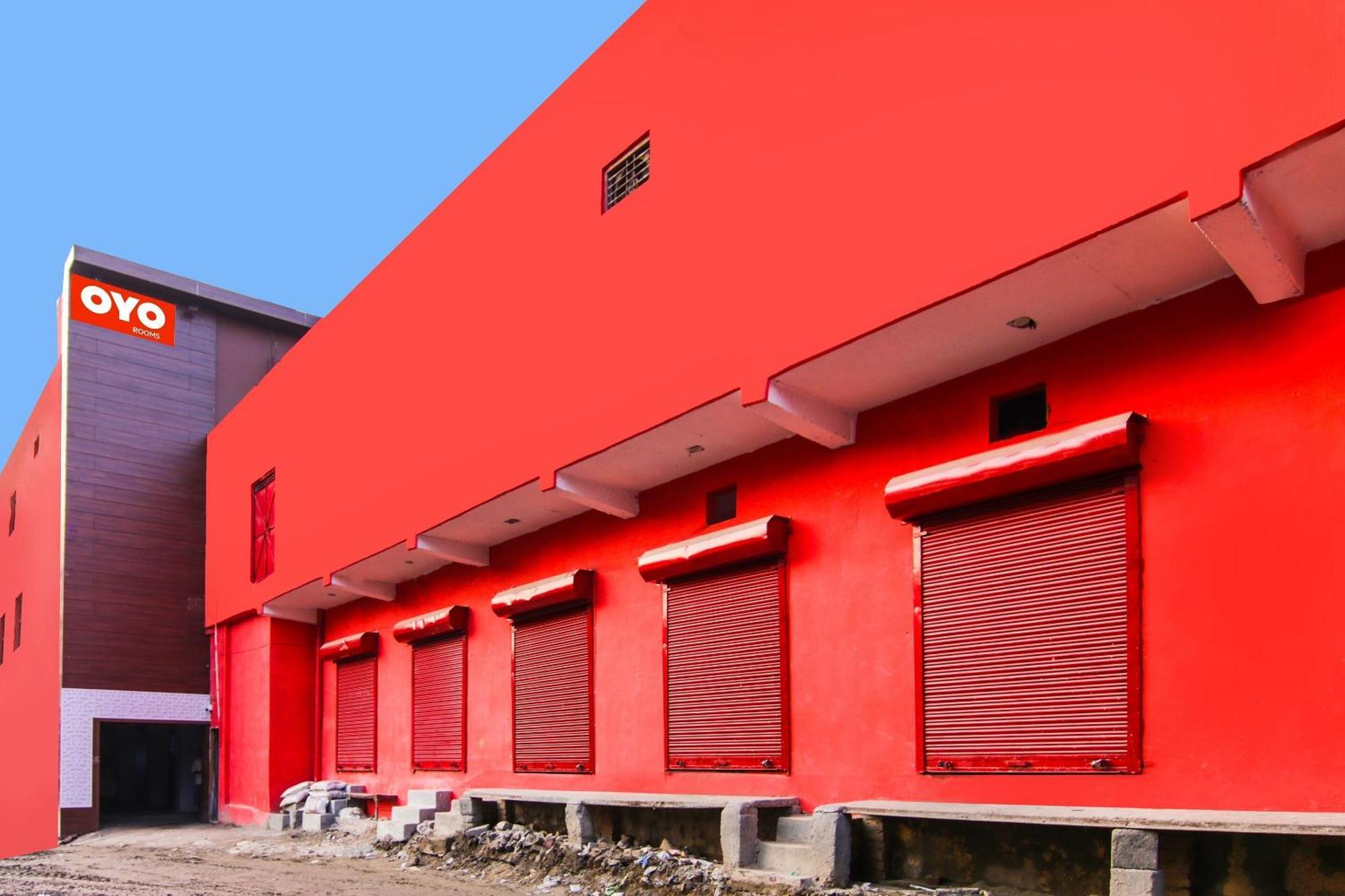 Flagship Vikal Near Gokulpuri Metro Station Hotel
