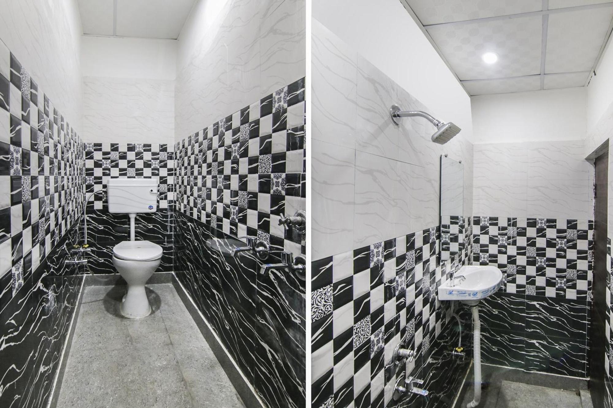Flagship Vikal Near Gokulpuri Metro Station Hotel 3*